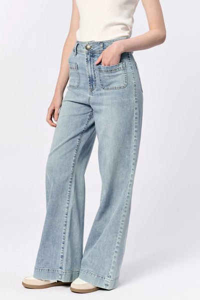 Audrey Lightweight Jean