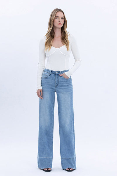Legitimate Wide Leg Jean