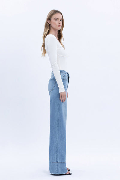 Legitimate Wide Leg Jean