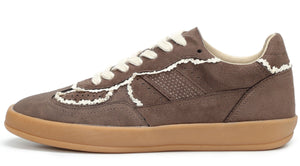 Eleanor Sneaker