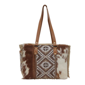 Elisa Le Crossbody Bag