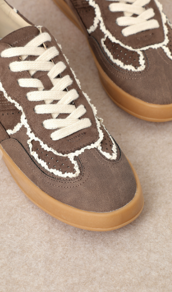 Eleanor Sneaker