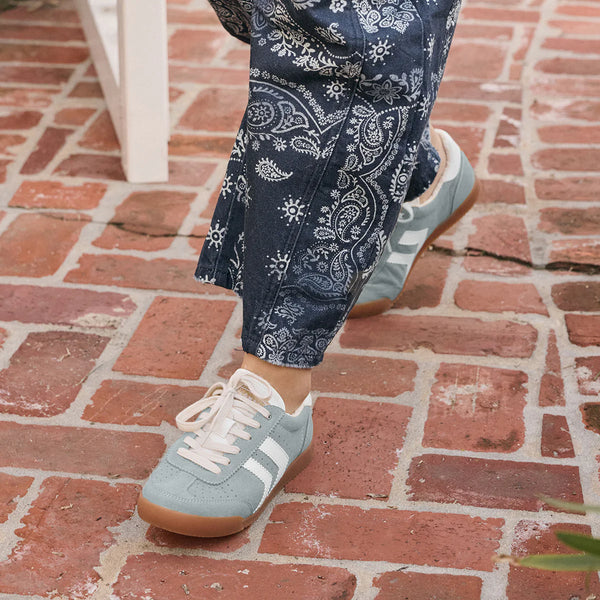 Neevan Lace-Up Sneaker