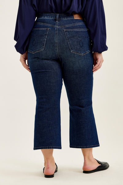 Cropped Cutie+