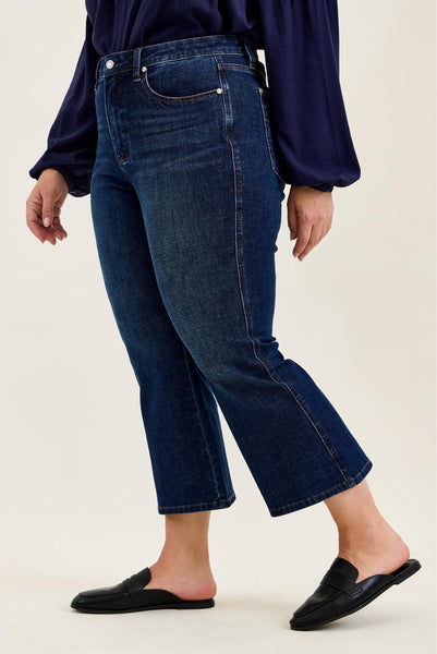 Cropped Cutie+