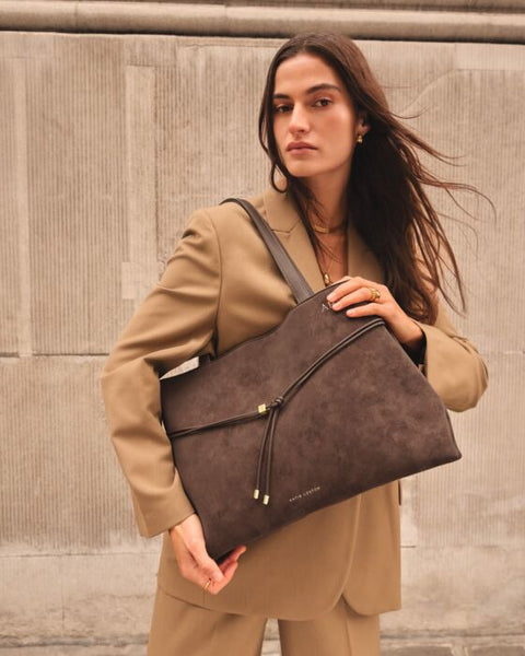 Lori Tote