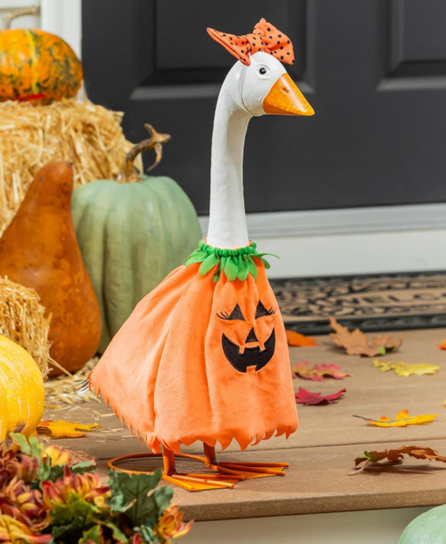 Giddy The Goose Outfits